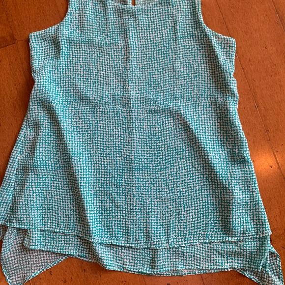 Ladies lightweight layered tunic - Picture 2 of 6